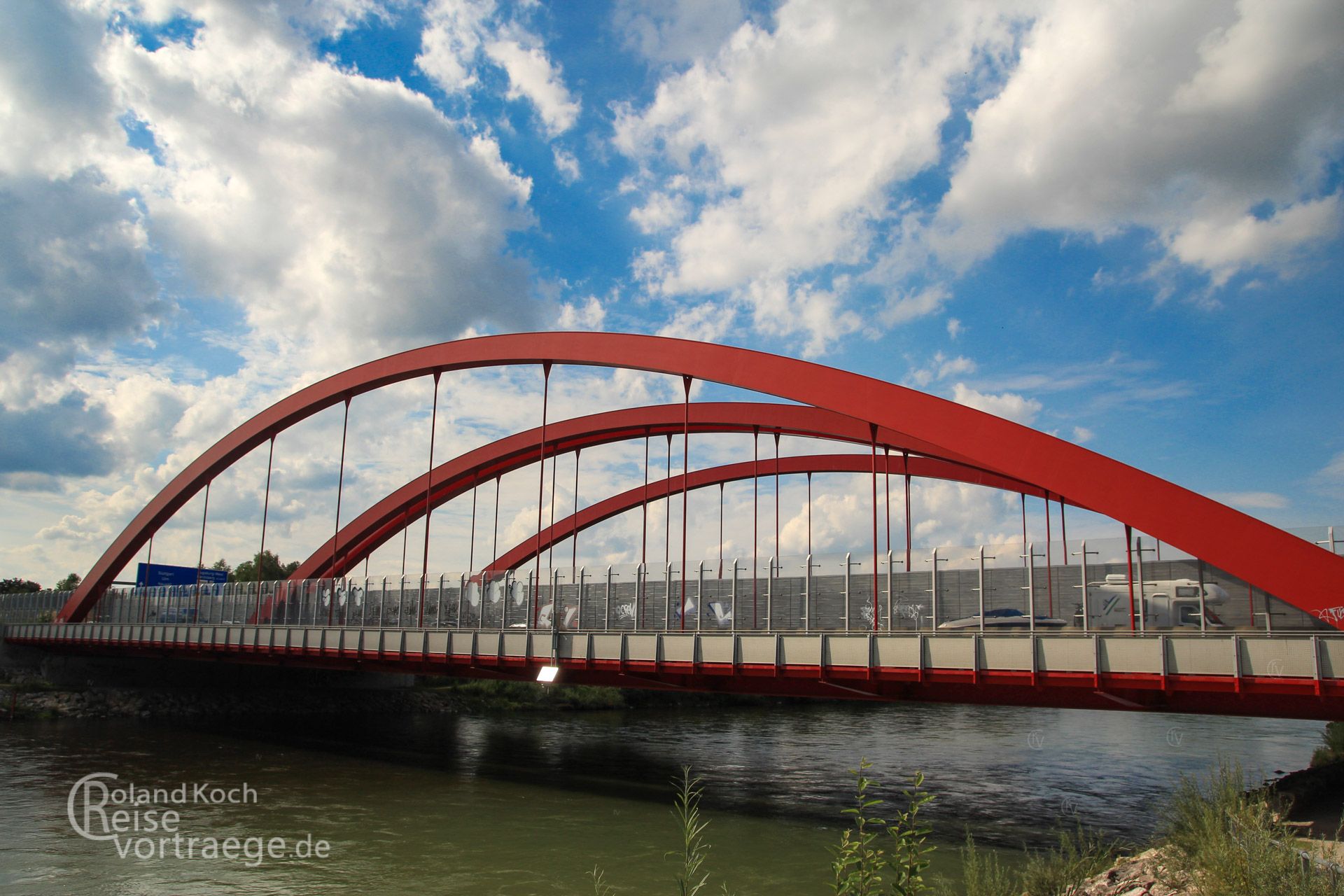 Via Claudia Augusta, Lechbrücke der A8 bei Augsburg